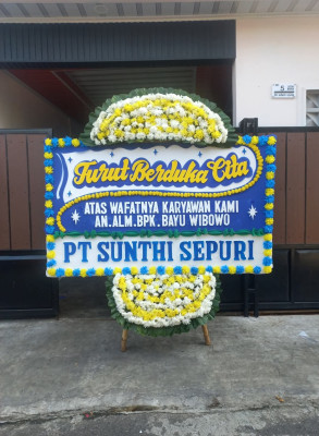 Papan Bunga Duka di Pasar Minggu